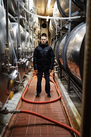 Curved Winter Jacket Black