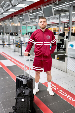 DMWU Tracktop Burgundy XL