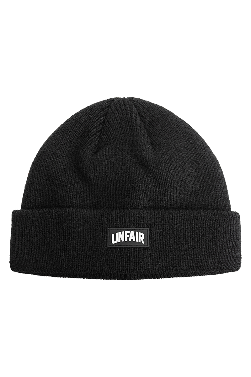 Curved Patch Beanie Black box