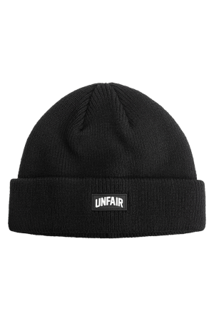 Curved Patch Beanie Black