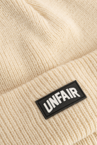 Curved Patch Beanie Beige