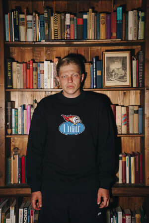 PB Comet Crewneck Black