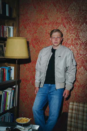 Curved Bomber Jacket Desert