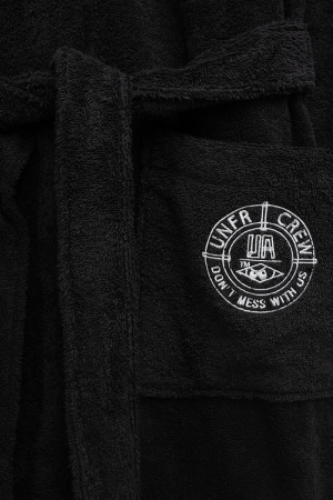 Anywhere Anytime Bathrobe Black